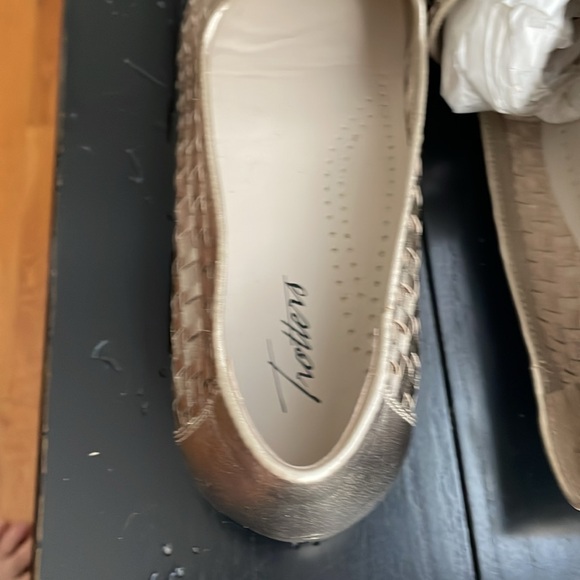 EUC Trotters extra wide Slip on Dress Shoe - Picture 9 of 10